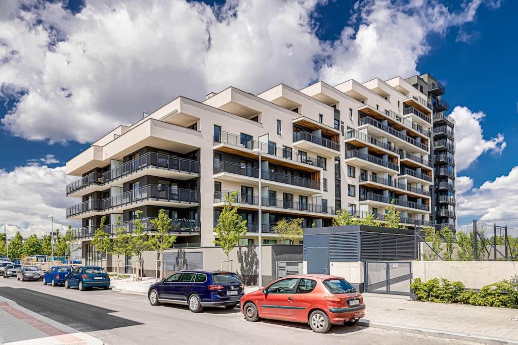 The Dante Prague - Family And Friends Apartments, Free Parking מראה חיצוני תמונה