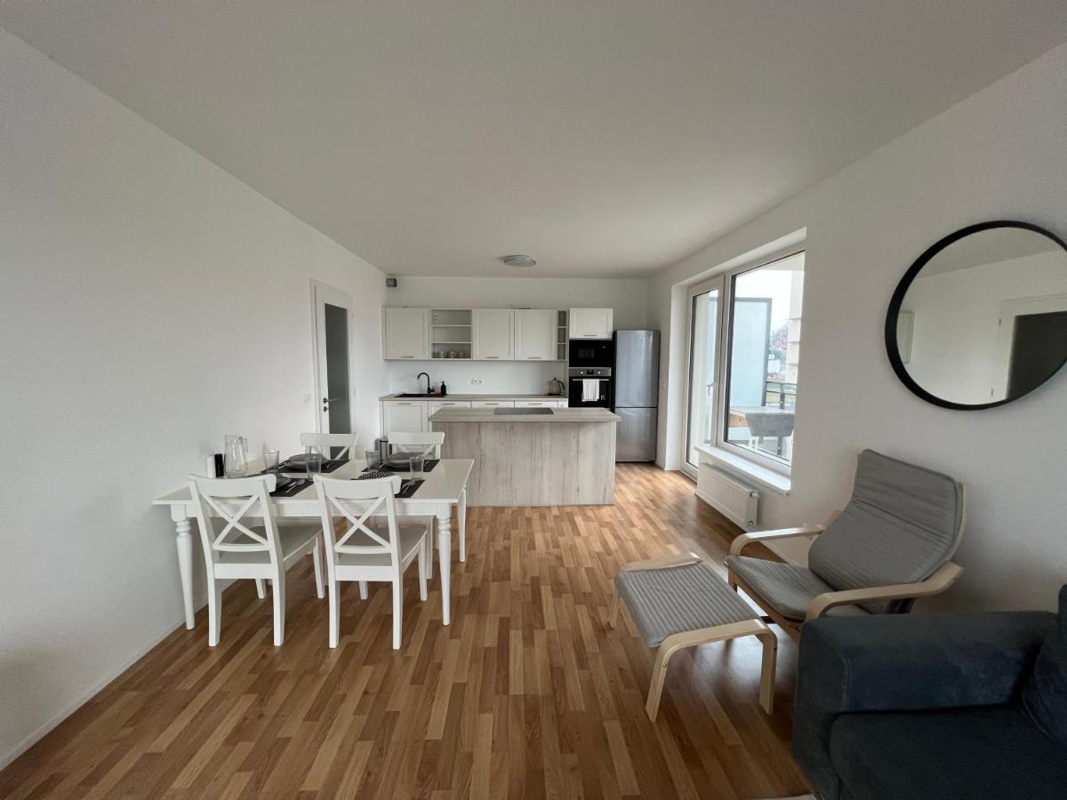 The Dante Prague - Family And Friends Apartments, Free Parking מראה חיצוני תמונה